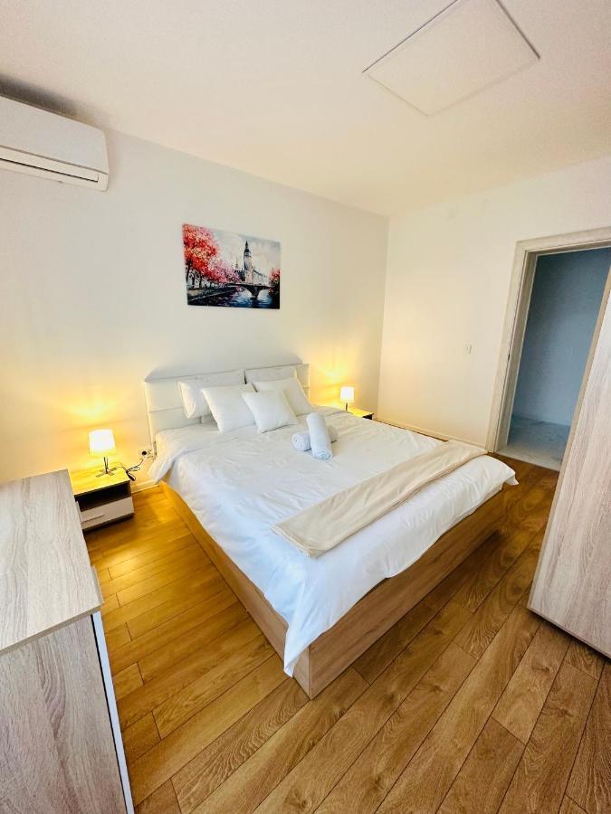 Daylight Apartment Скопье Экстерьер фото